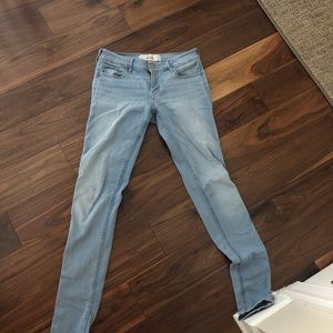 Hollister jeans size 5L